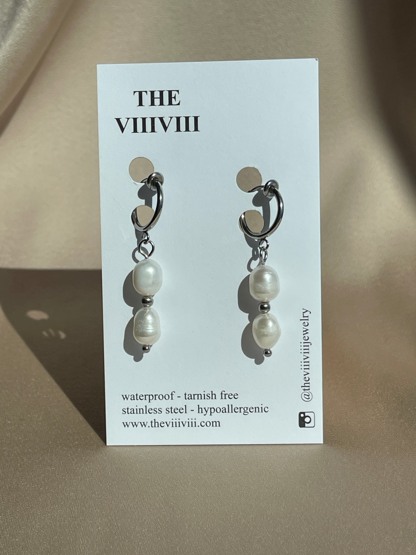 Nara clip on pearl earrings