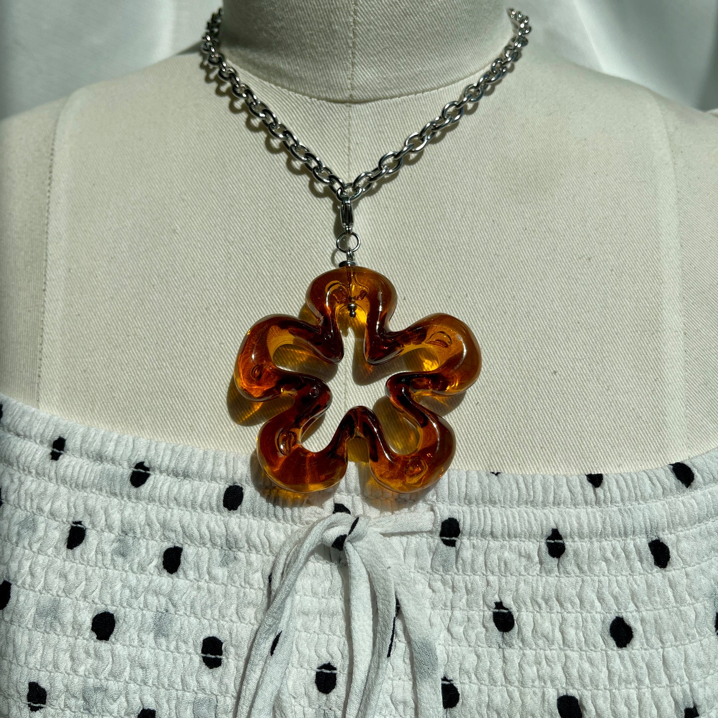 Brown Flower Pendant Silver Necklace