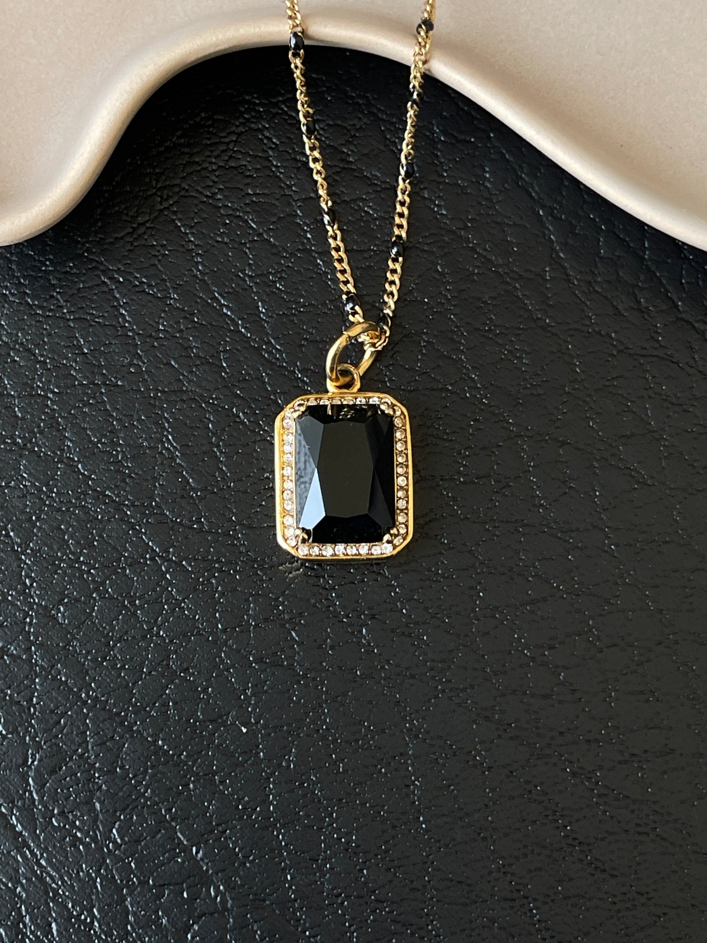 Onyx Pendant Gold Necklace