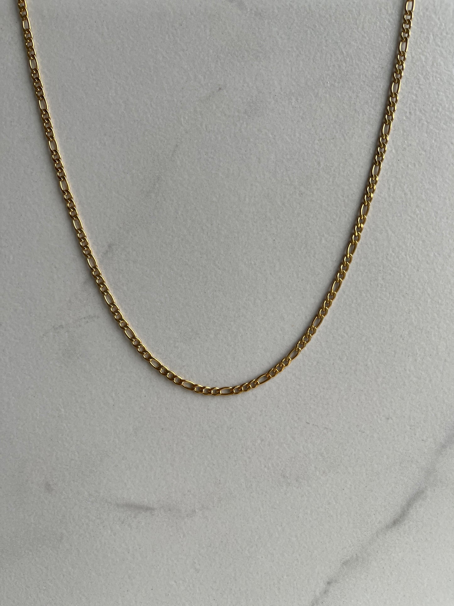 3mm figaro chain gold necklace