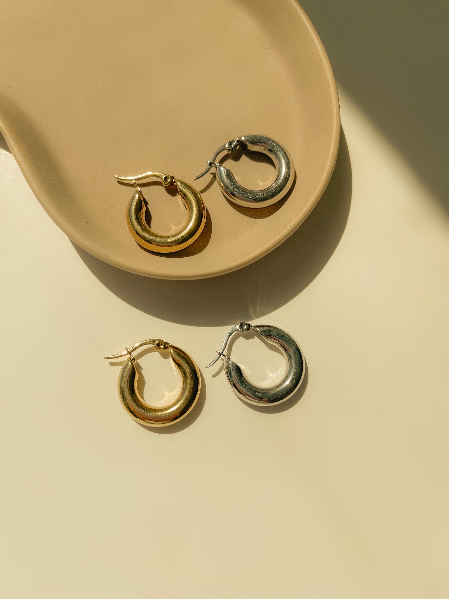 Serenity Small Chunky Hoop Earrings