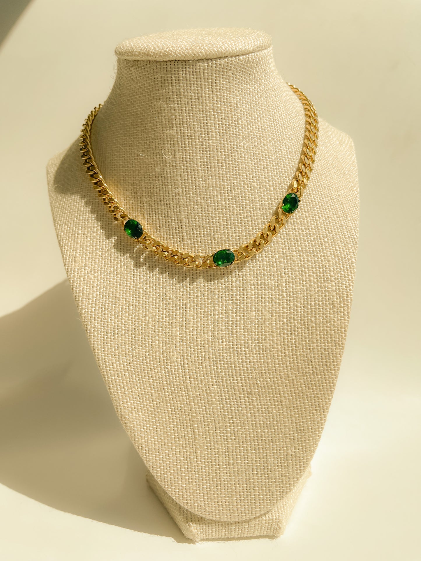 Ariana Emerald Necklace