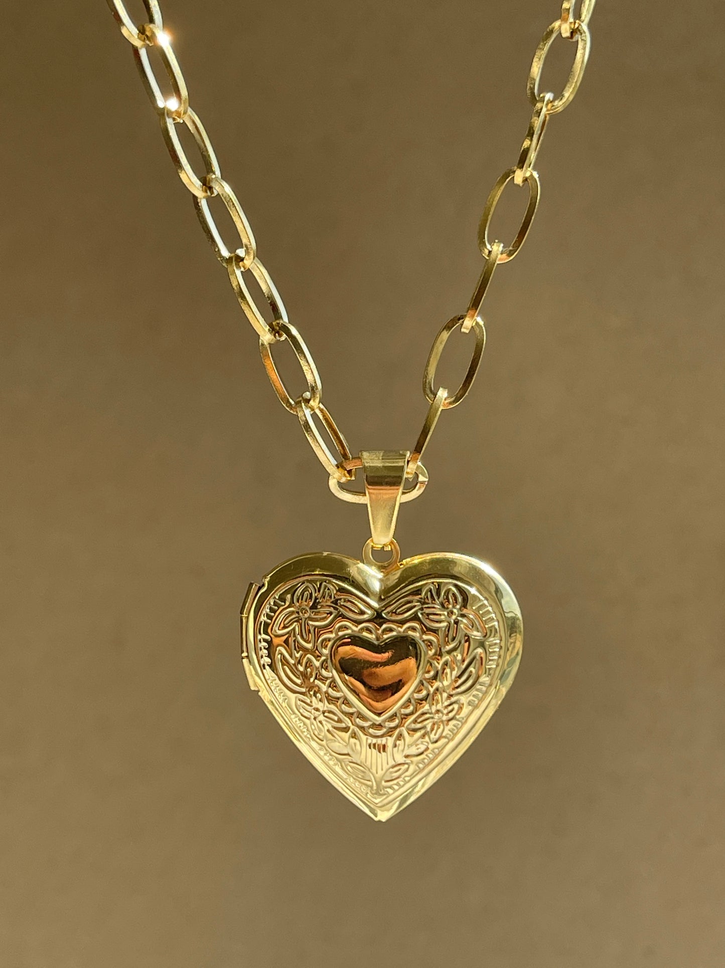 Nova Heart Lock Gold Chain Necklace