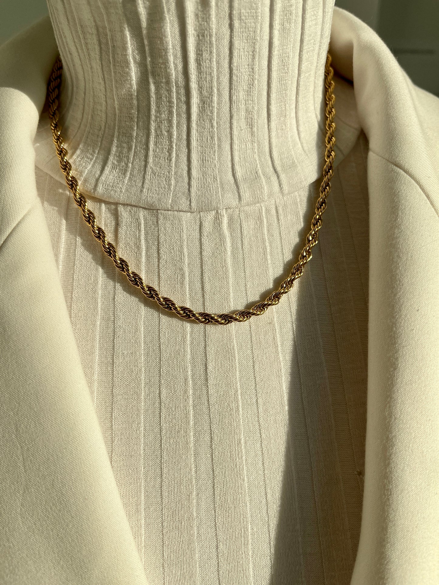 Ollie Rope Gold Chain Necklace